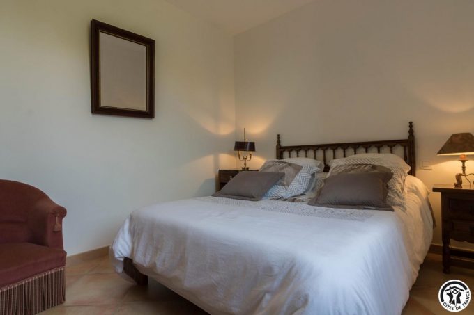 31G101045-e658b9ad63e240f7a1be7c2f8753852e