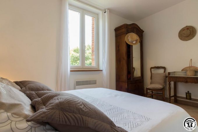 31G101045-f78ca1d3066b40bdbd8d2b31f43b8206