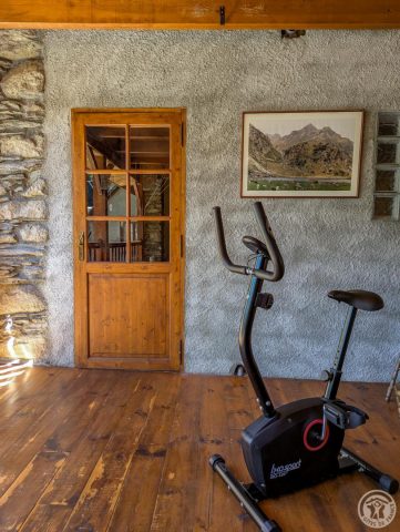 31G101052-e47bf40042174091a50e4b6dfa21b1f9