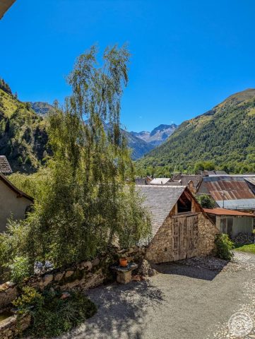 31G101052-eec73523789b4bdda3bfe6ac640eb9c8