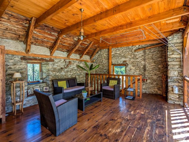 31G101052-f60e39c37d3641e5a9c04d06c8eec2cc