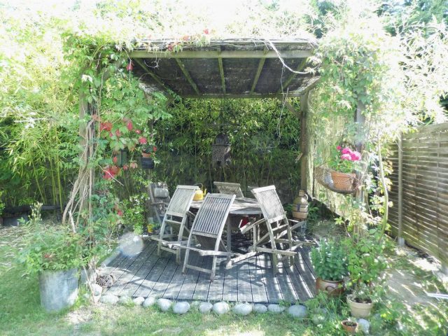 31G101054-57add70763884127b0de98c249a4e451