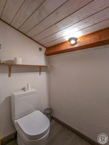 31G101056-810f3d2b8ac0471888e5b09db97d01bd