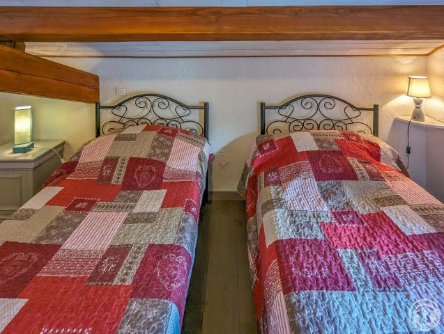 31G101056-b7e673fa9f8e4e26a5566a5287ee1aad