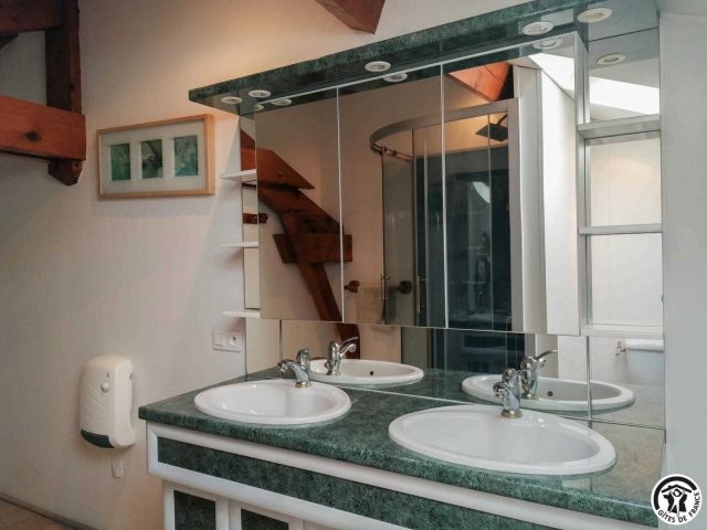 31G101082-2302e2f58771449c8617d39a18f0f27a