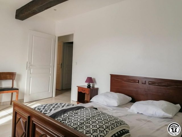 31G101082-2f660f6d142f466aac6b127be2b25b82