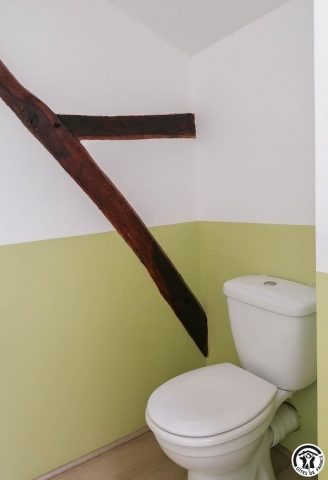 31G101082-4babc4582ab4478c89363a613135c82b