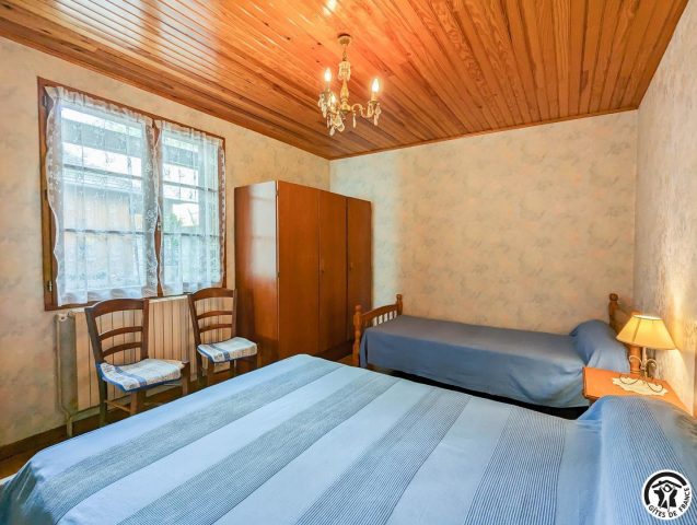 31G101085-91378cdd28ee448c8fb313d015b8c298