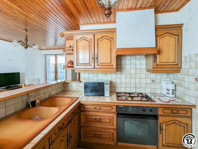 31G101085-ff2a7f5da6bb42889b3ec0f8c247e32c