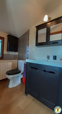 31G101092-15ec474ef8b64419ad48fe6efa4ed13d