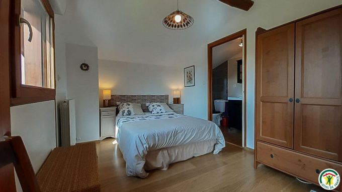 31G101092-b2fc04df34e84ff0a60d7364a2271e07