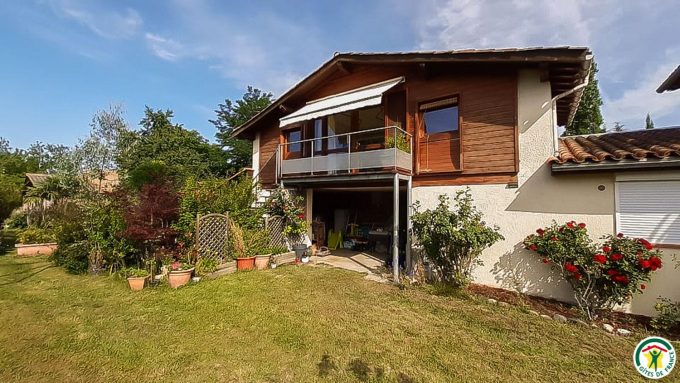 31G101092-fa5d4ef5ca2a4204b8364e7eeae2690d