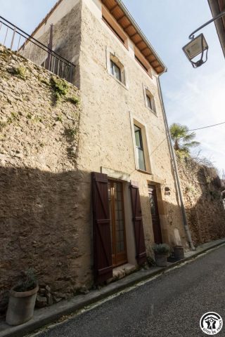 31G101100-77825648bc654b099e067e51dfaedf9a