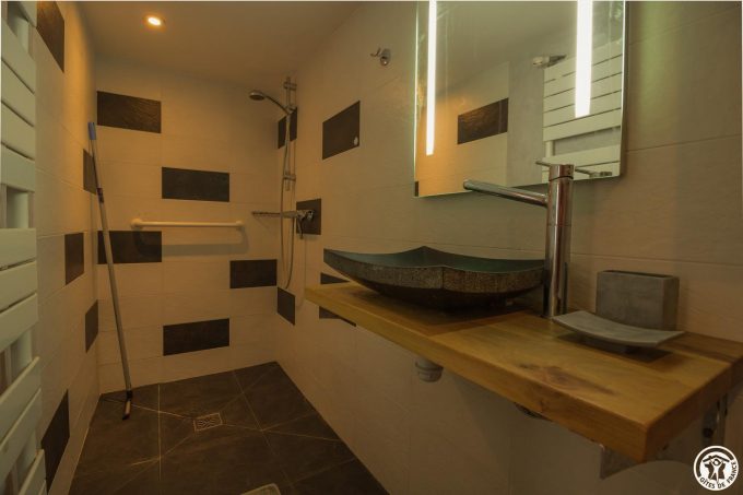 31G101102-7a9bce071ce04a308e62eff5a5bc1952