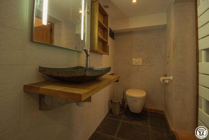 31G101102-9daa65feb617424fa76ae3c23fd04307