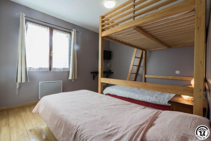 31G101105-17409f44abcb4adabaefce3471a3266a