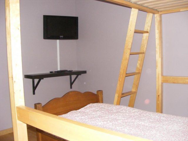 31G101105-842fde20ef1b4a00967d39c2ed86a2d1