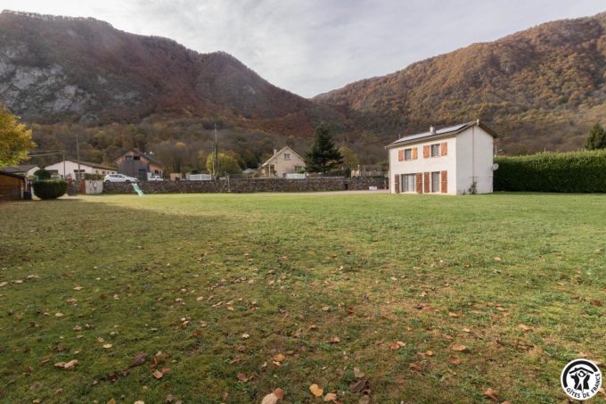 31G101105-855c7dcaa1a6429fa9aca15ae65a2964