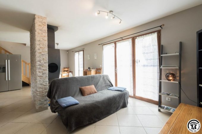 31G101105-90289742aab34838abc27333e665a856