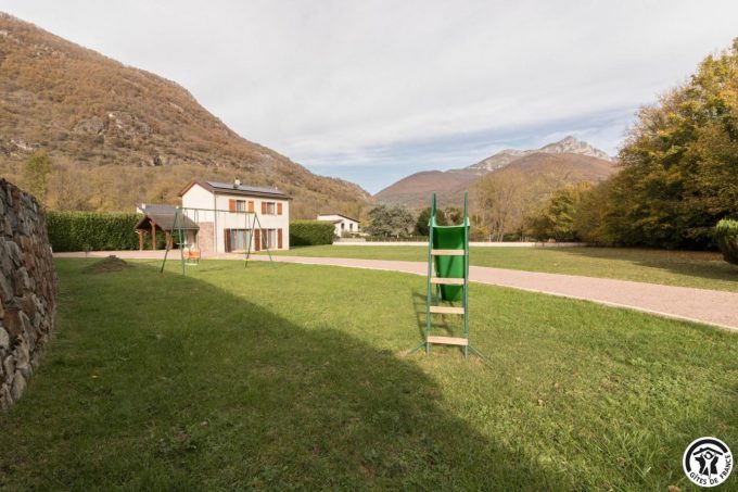 31G101105-a57439d2fb4840c8ad4c87c8d5341cba