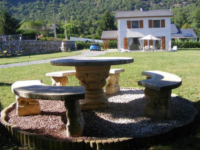 31G101105-d64968b6ca2443d1b82e746ea91149f0