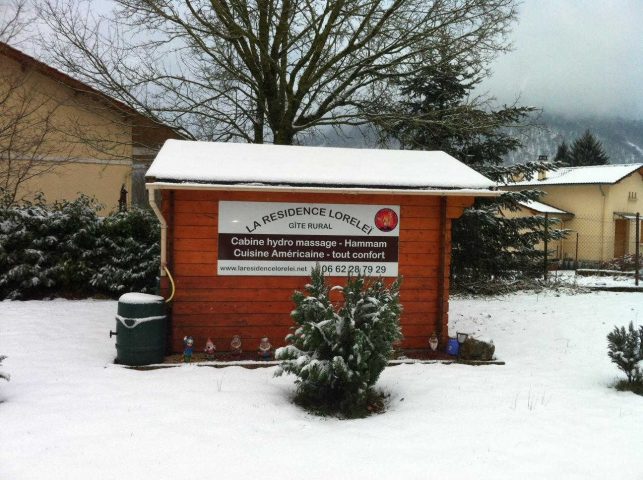 31G101105-f9570b8ee3104ead9f8c42cd79da13a2