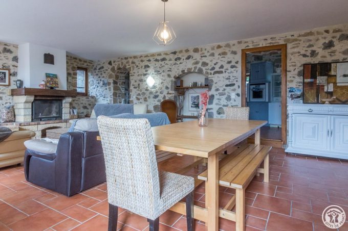 31G101116-02d6f13962b140aeb7bd963904efd4e5