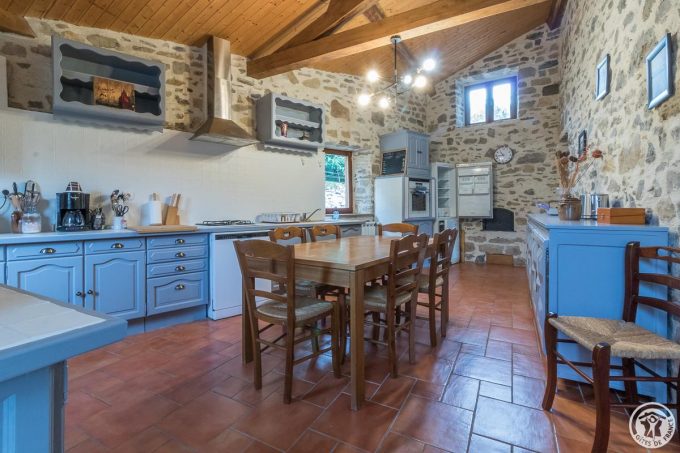 31G101116-331136e01b0e4d1c924a5bb01dc33e6d