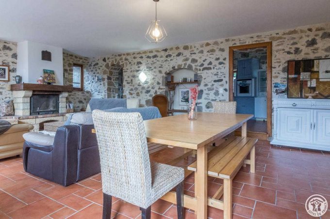 31G101116-56eb8ea4031048588761241f5b2b1153