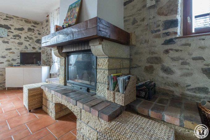 31G101116-82ac7ae9443444fd8b69035a77d94614