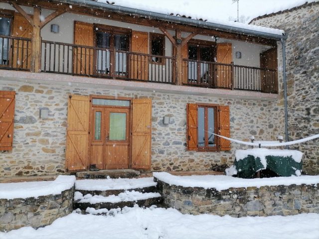 31G101116-9c1e60030b2a4c01a74f45a95a2cc65d