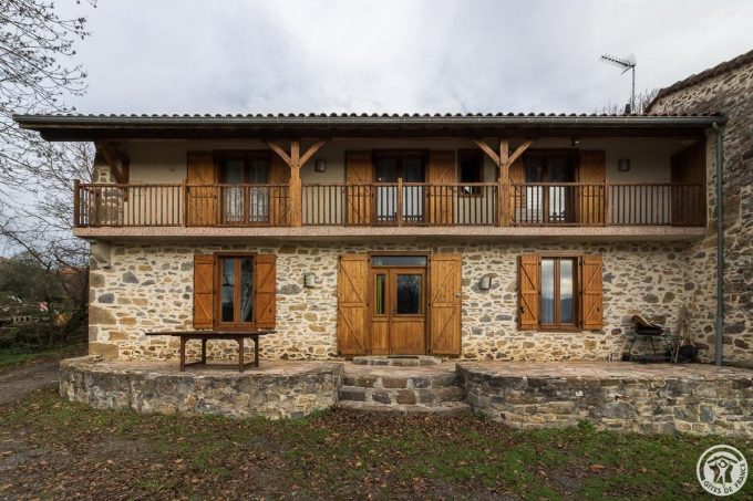 31G101116-a5de6b00b56240ce8828985d1a2a0c65