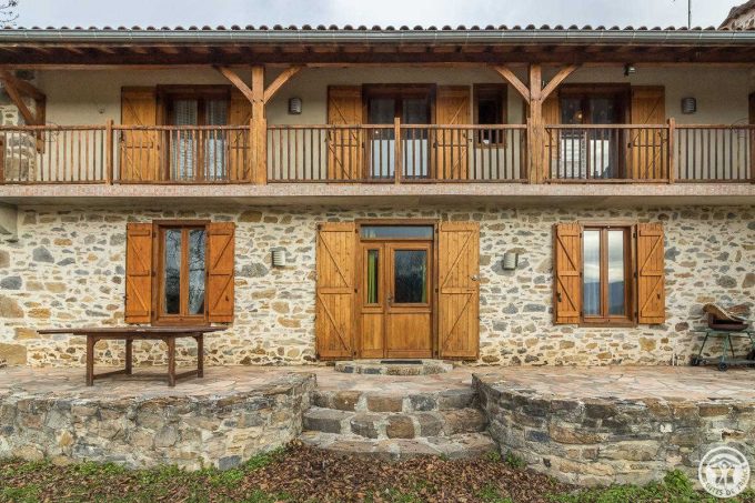 31G101116-b5d301b6842141e9a5c3a1b075b5163e