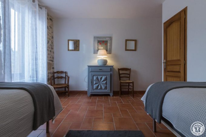 31G101116-d6fdc15ea21343ce9d84c8b1a5565d5f