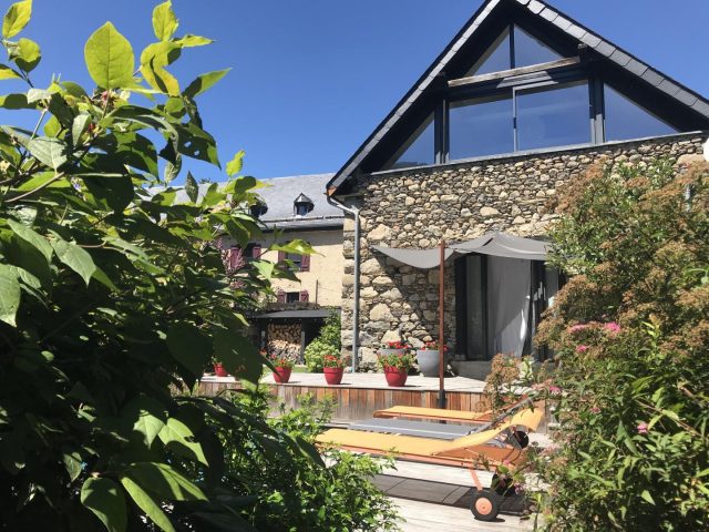 31G101117-f67cbd5bed9e40f18ac032555480d07a