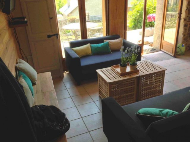 31G101140-30d4594cb17e4efca04797b3ffc93da2