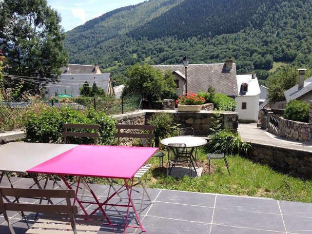 31G101140-66b36a38629d469d8663f0dd3f04064a