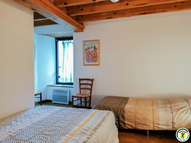 31G101140-7d141d9002534cd2afeab849704060f0