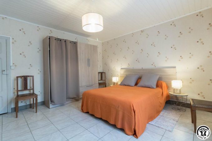 31G101164-14ba2883d0e242388862d58917255538