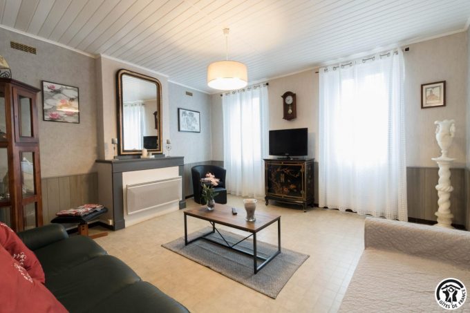 31G101164-400aa1192b67481d88d76af8adb40b06