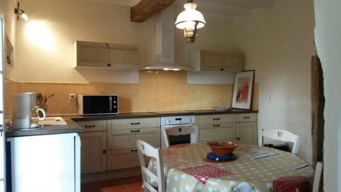 31G101170-a24947448218417a8217d8e0f459bbbf