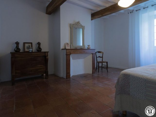 31G101170-df49e58af7184f1d989e817598280e47