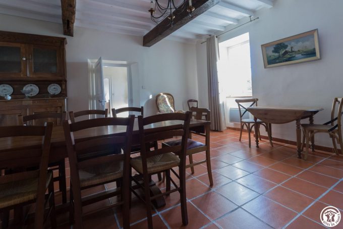 31G101170-dfc69d33de4145d09711b6c392ccdd0f