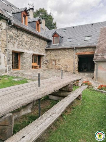 31G101175-5acd1373584f4f0aa9ef3dbb067ba487