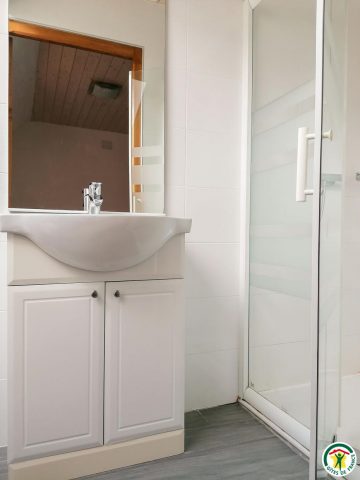 31G101175-7dce1b2b61414732a30a6ffe2410919c