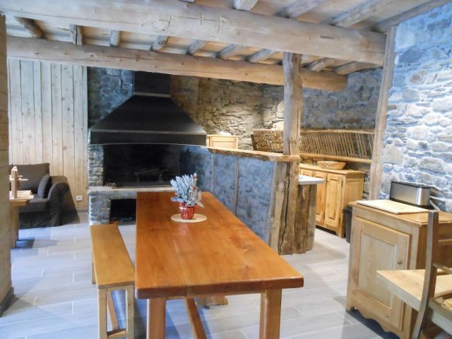 31G101175-b9e0304b57f94838930f0e39774a485e