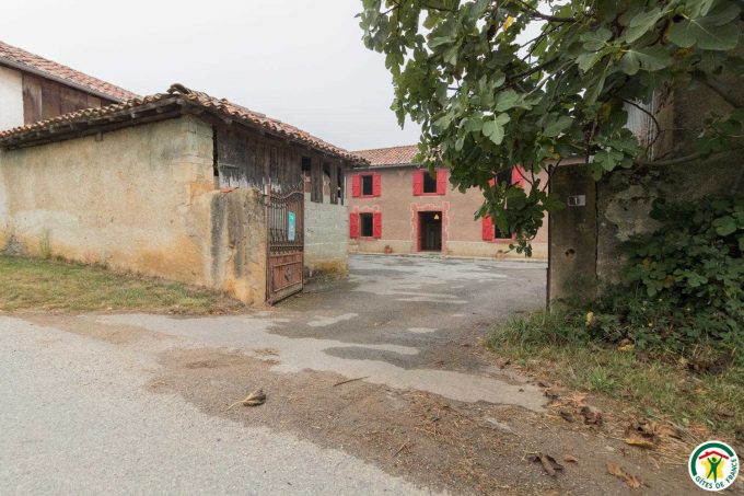 31G101201-07dbad5c7ee342aa957c63b6c98c9256