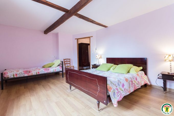 31G101201-3349ee3ad7444d8d9b29d540f2b2bd01