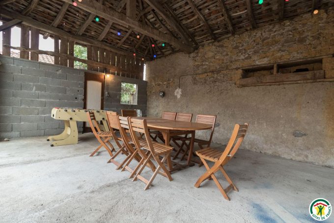 31G101201-427a50ad41da40a8838837971a8e4edd