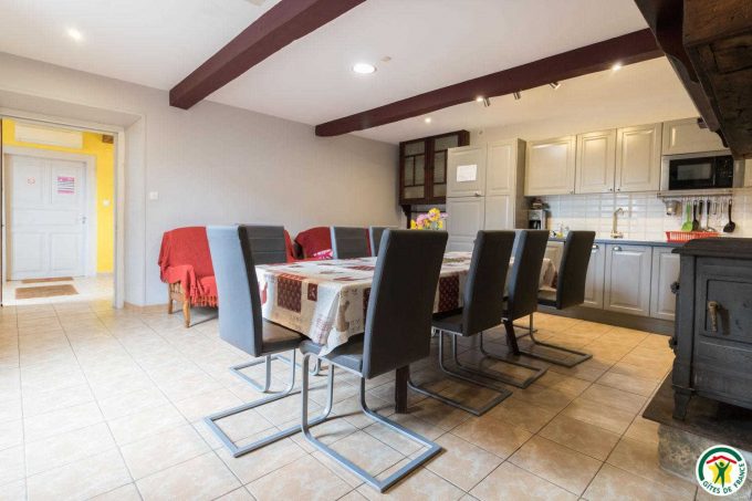 31G101201-744e569dd14f4db199c1e6d027276df3